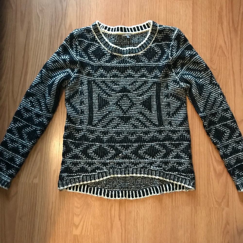 Gray and white sweater